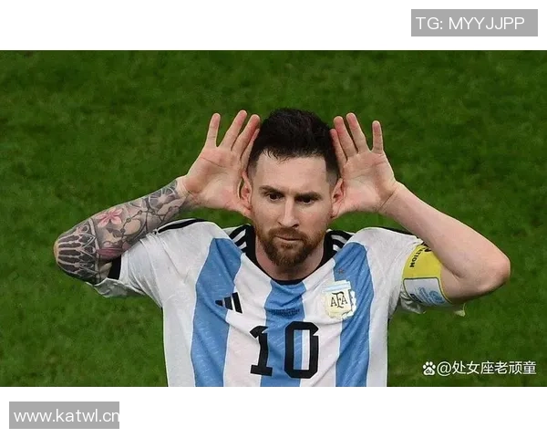 绝代双骄的重逢:梅西与穆勒,绿茵场上的宿命对决 绝代双骄的重逢:梅西与穆勒,绿茵场上的宿命对决