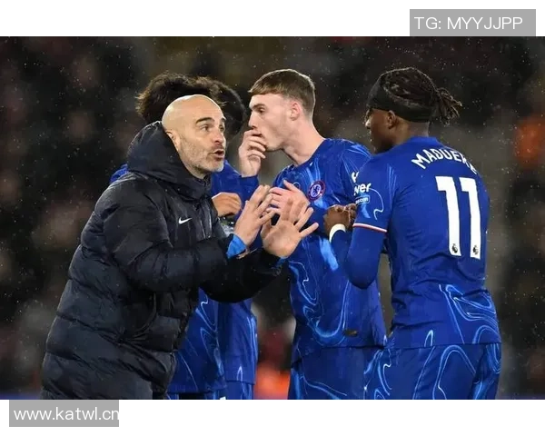 昔日金靴蒙尘:米兰3700万巨星11场仅1球,红黑军团锋线危机谁来解? 昔日金靴蒙尘:米兰3700万巨星11场仅1球,红黑军团锋线危机谁来解?